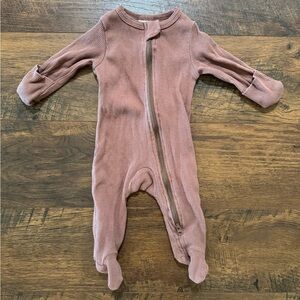 Mebie Baby brown footed pajama 0-3m